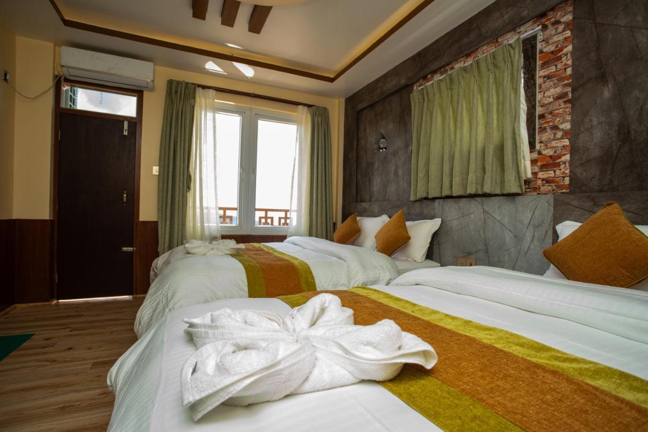 Gauri Shankar Hotel Nagarkot Exterior foto
