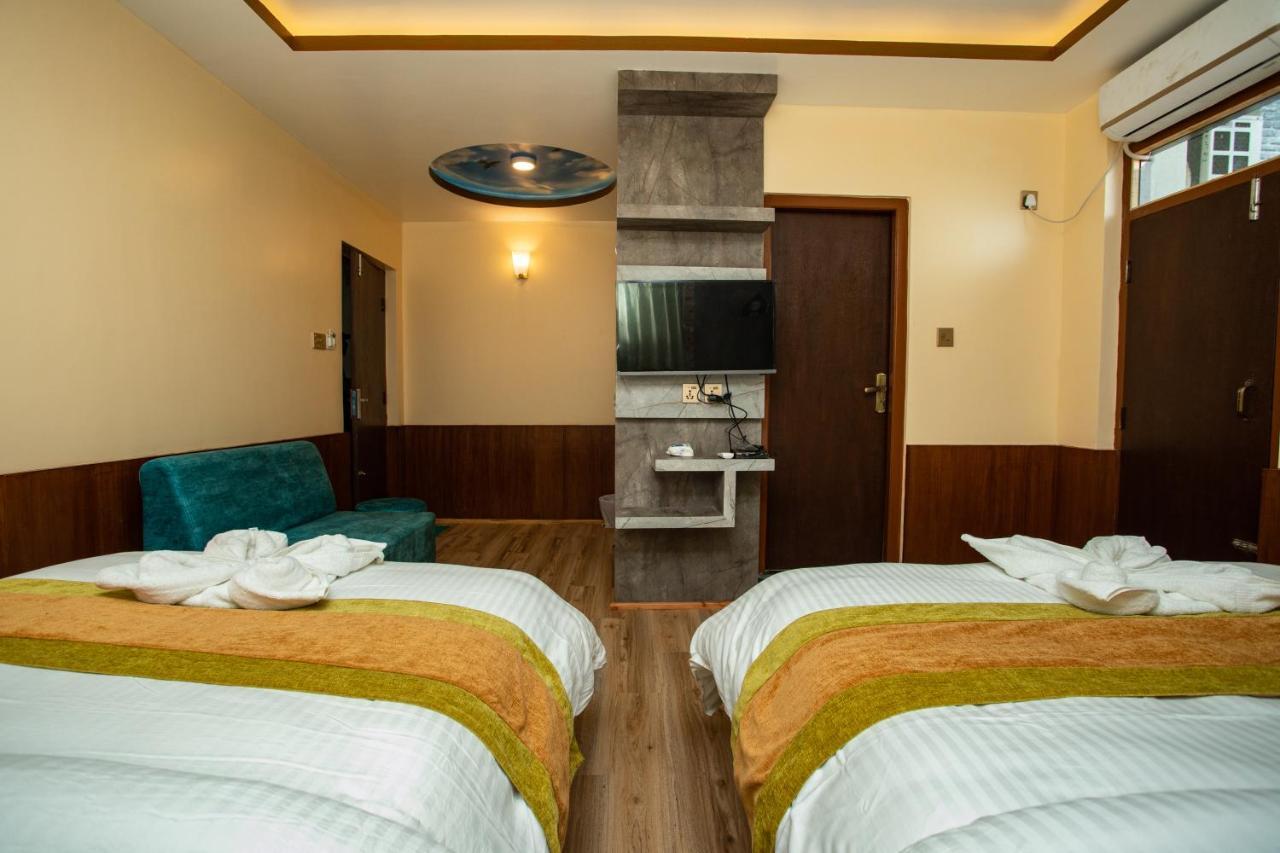 Gauri Shankar Hotel Nagarkot Exterior foto