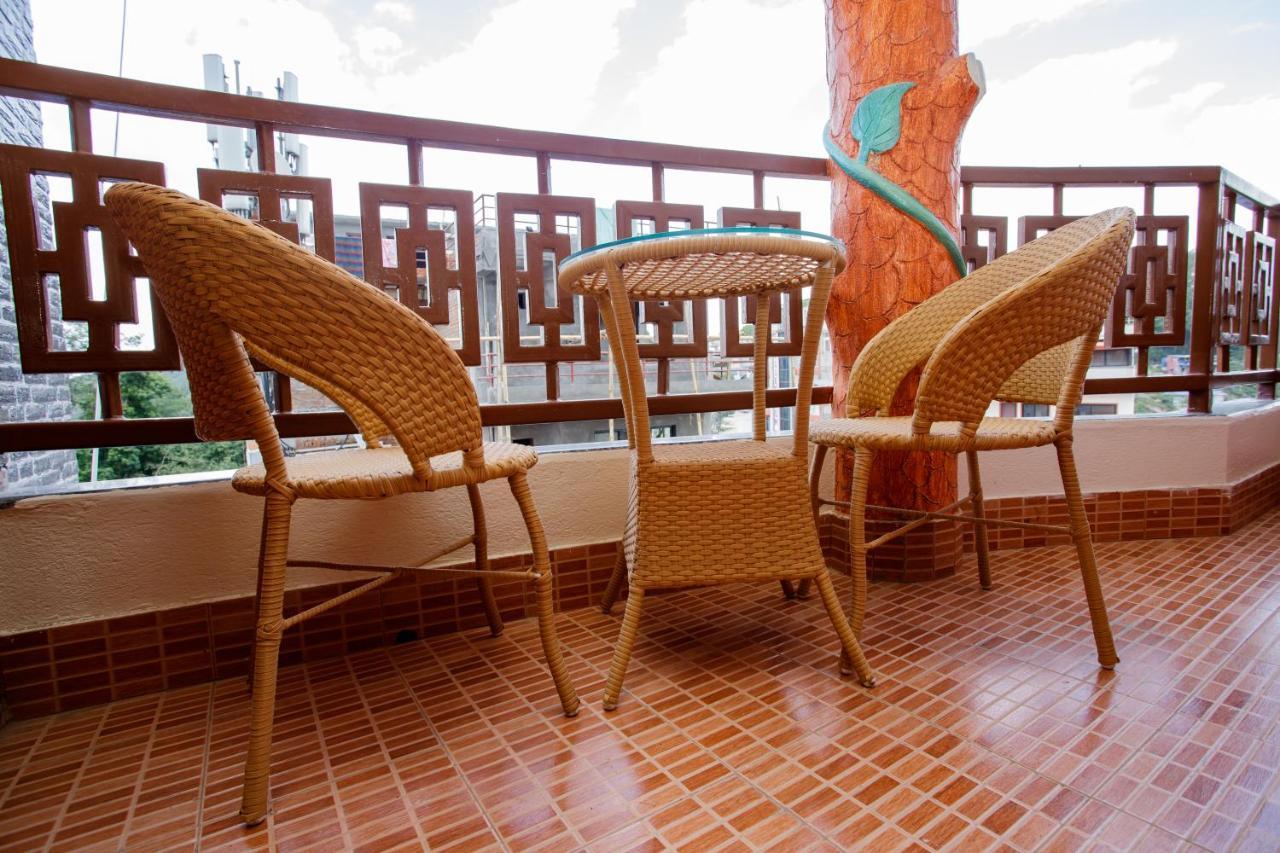 Gauri Shankar Hotel Nagarkot Exterior foto