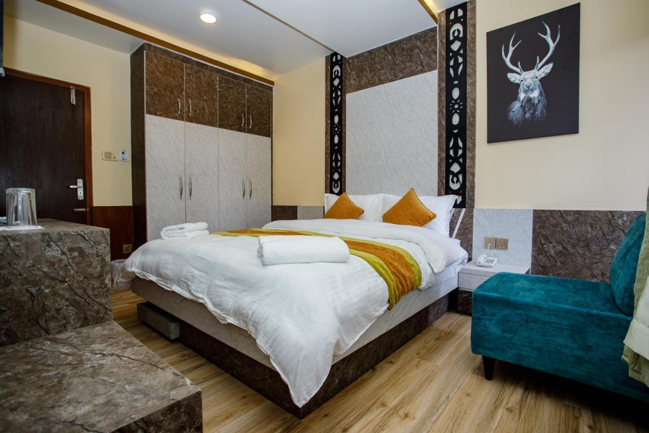 Gauri Shankar Hotel Nagarkot Exterior foto