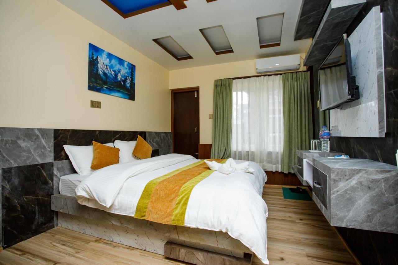 Gauri Shankar Hotel Nagarkot Exterior foto